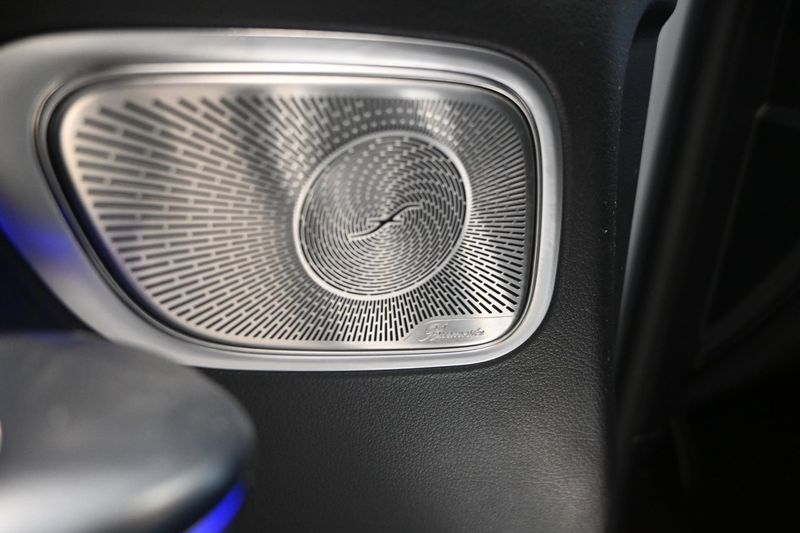 Mercedes GLC300 bild 21