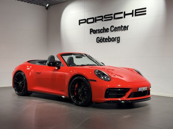 Porsche 992 911 Carrera 4 GTS Cabriolet - 2023