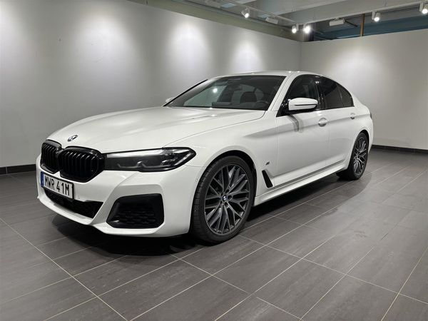 BMW 520 d xDrive Sedan 3,95% M Sport Navi Värmare Fartpilot HiFi - 2021