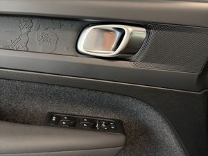 Volvo EX40 bild 19