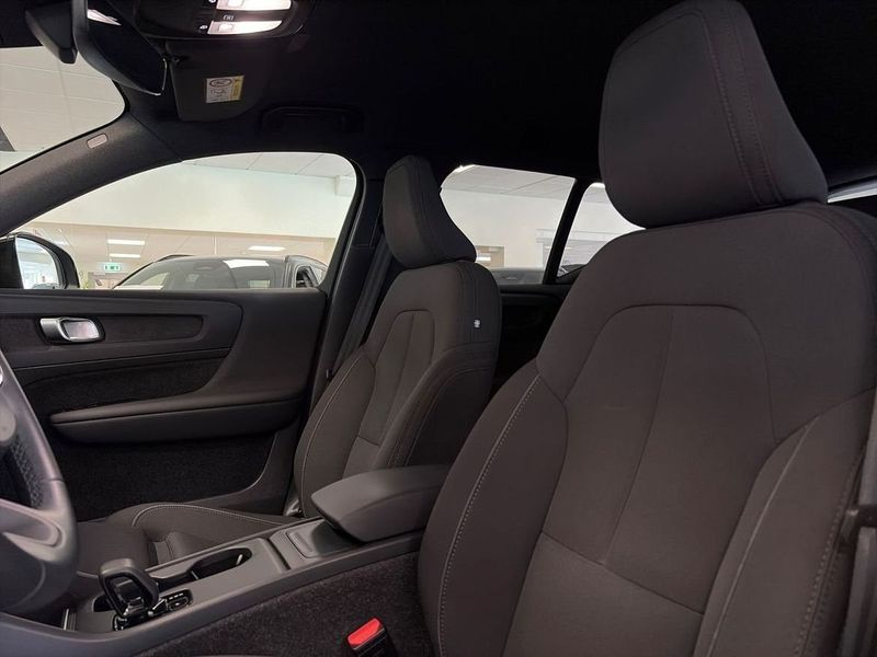 Volvo EX40 bild 10
