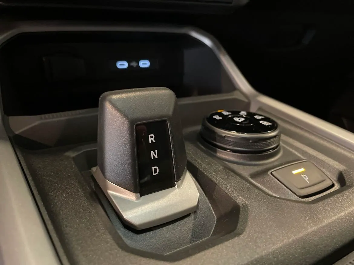 Vehicle image 20