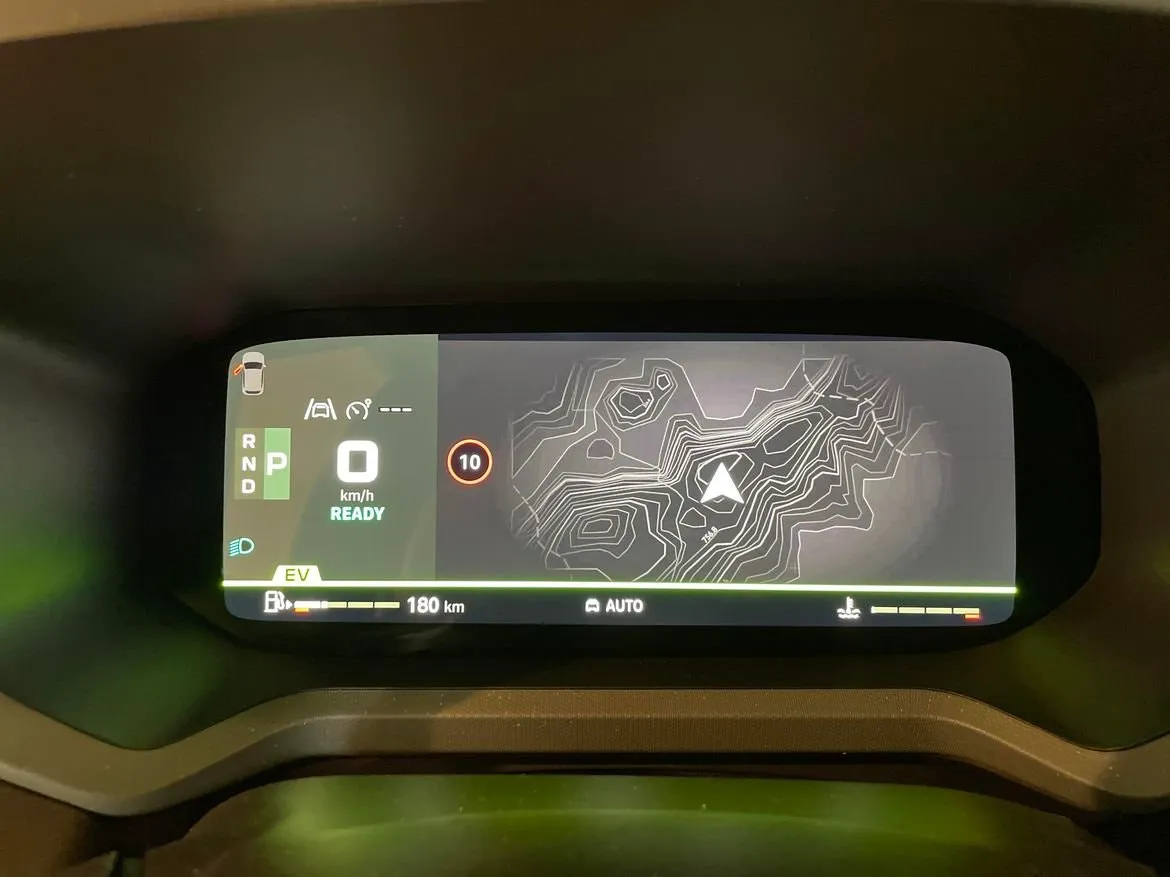 Vehicle image 14