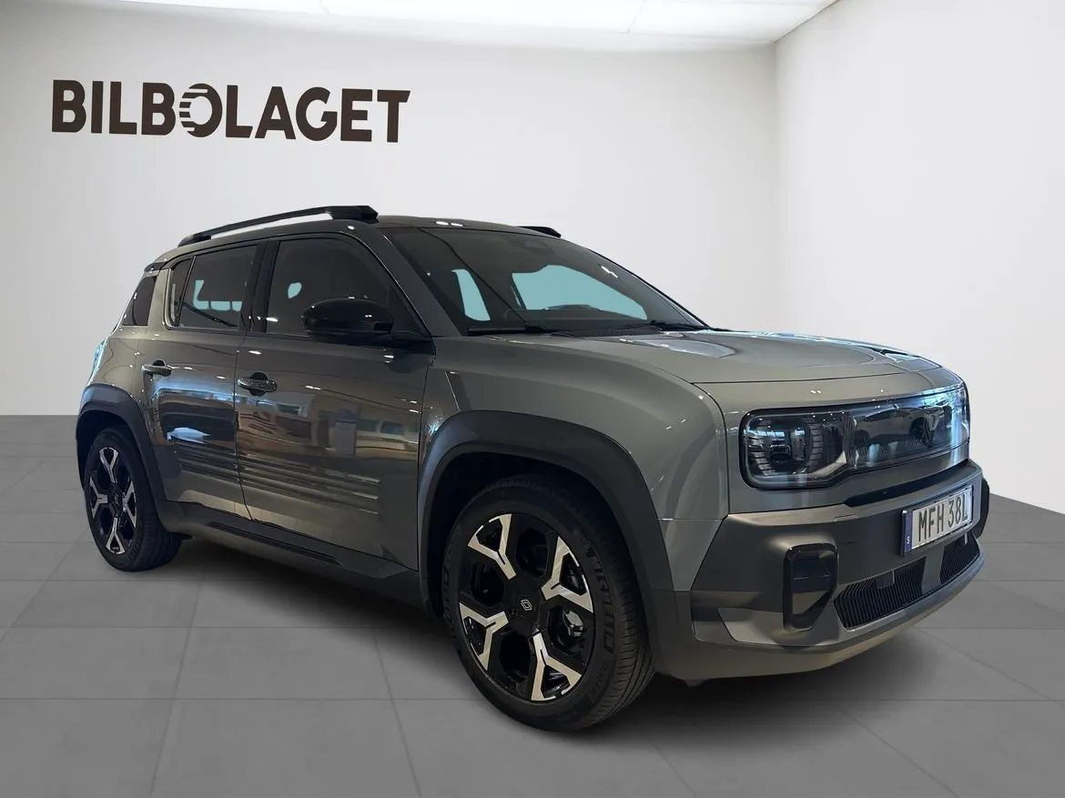 Vehicle image 8