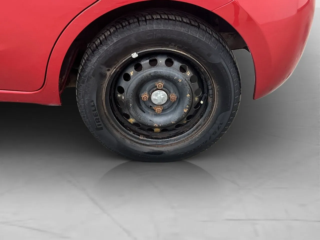 Vehicle image 20