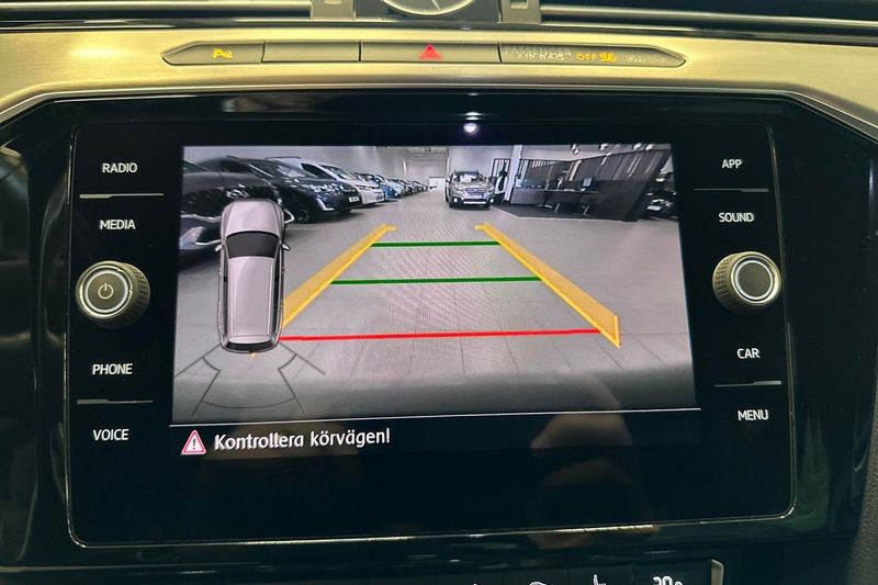 Volkswagen Passat bild 13