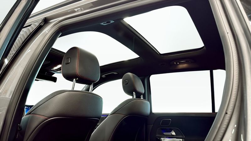 Mercedes GLB220 bild 15