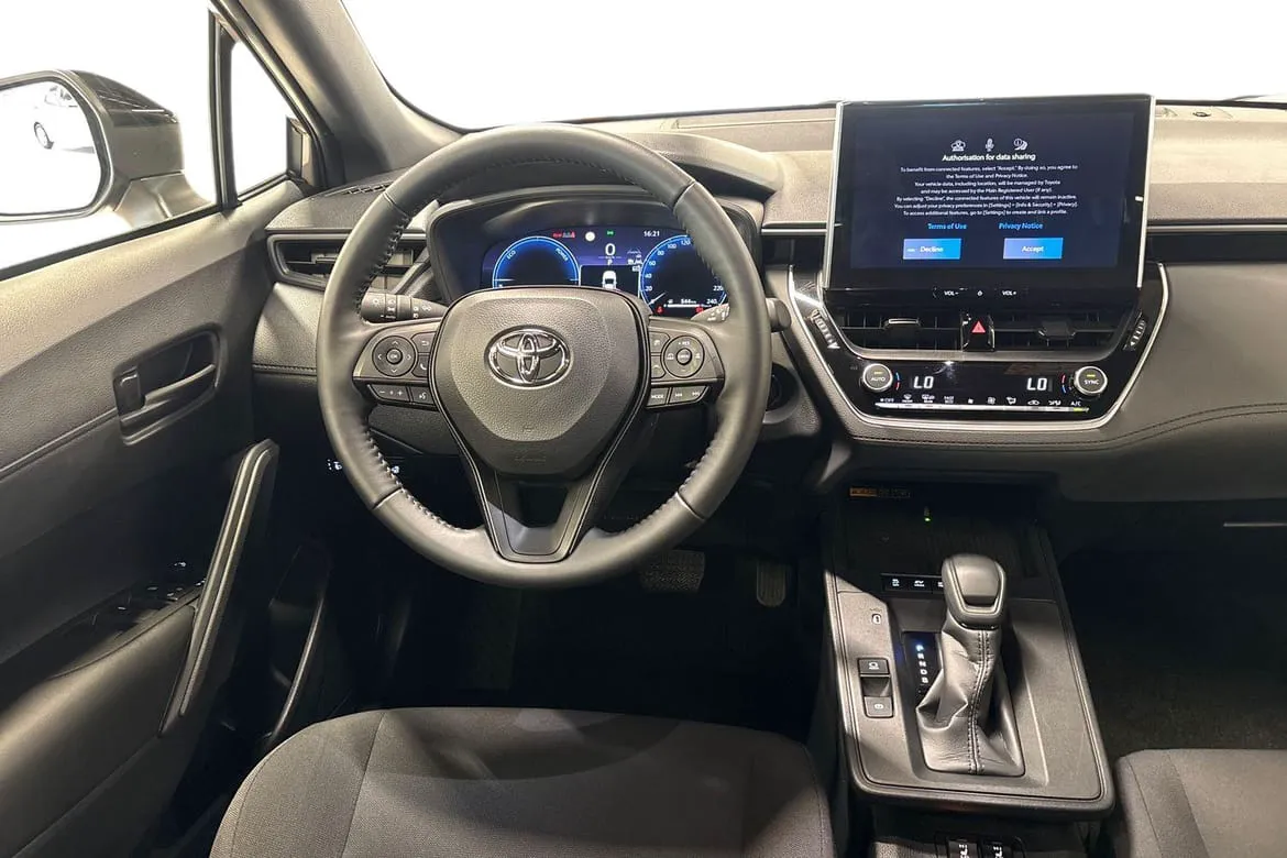 Vehicle image 10