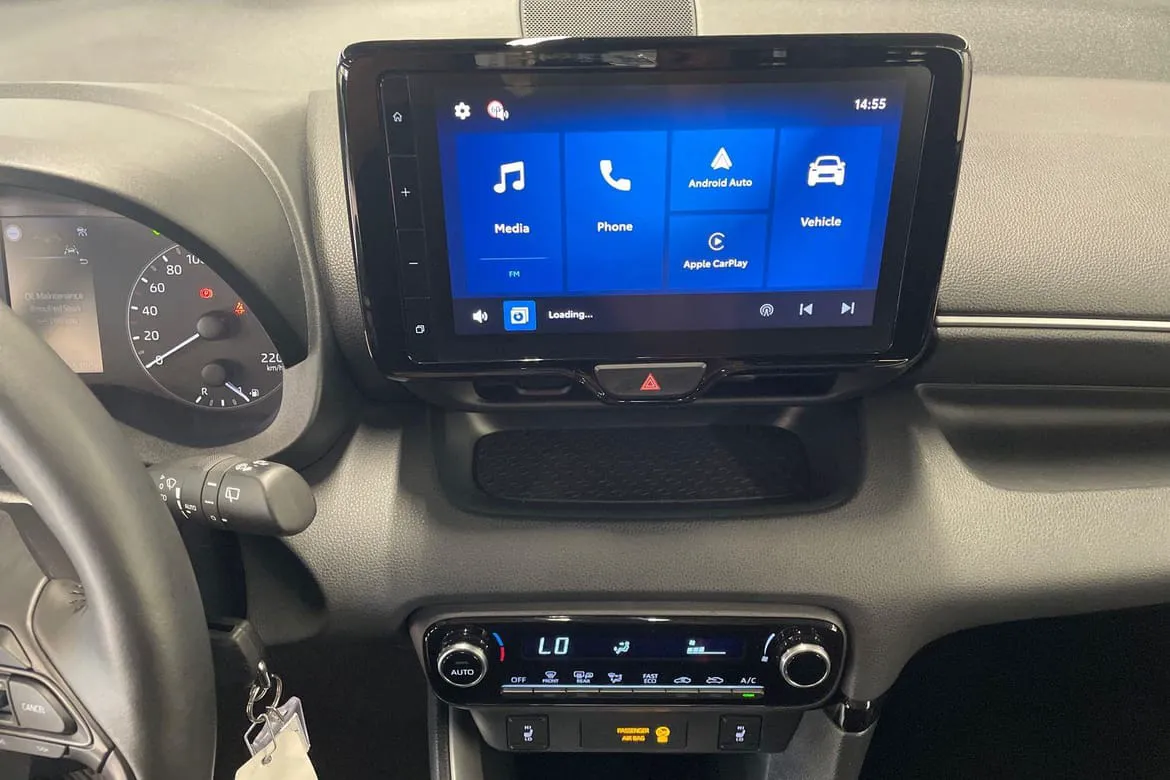Vehicle image 14