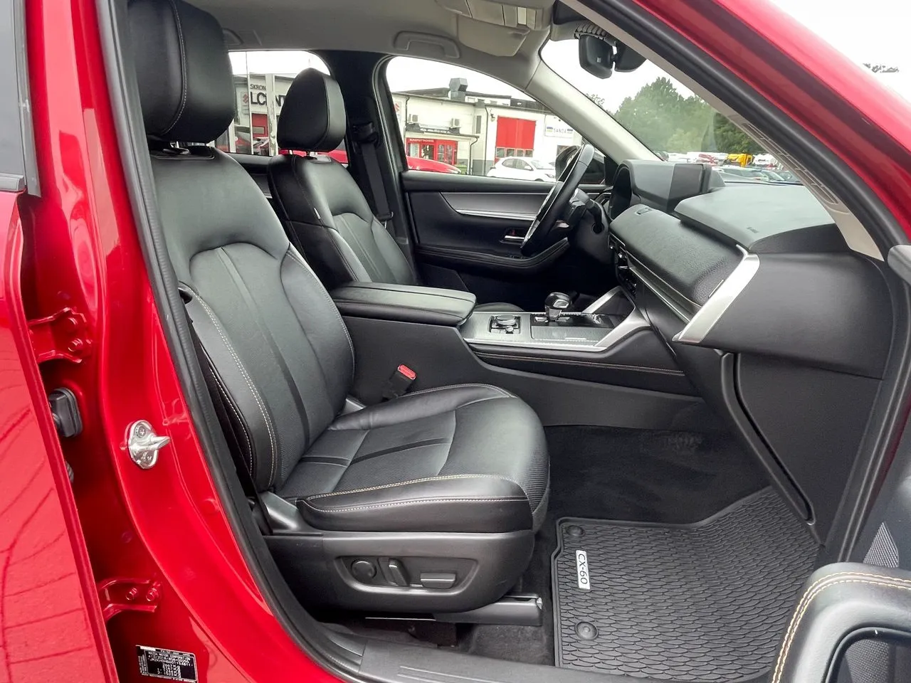 Vehicle image 18