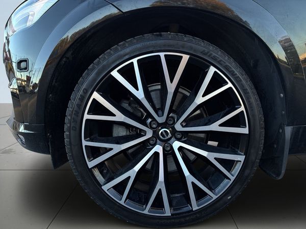Volvo XC60 B5 AWD R-Design/Kamera/360-kamera/SoV/ MotorV - 2020