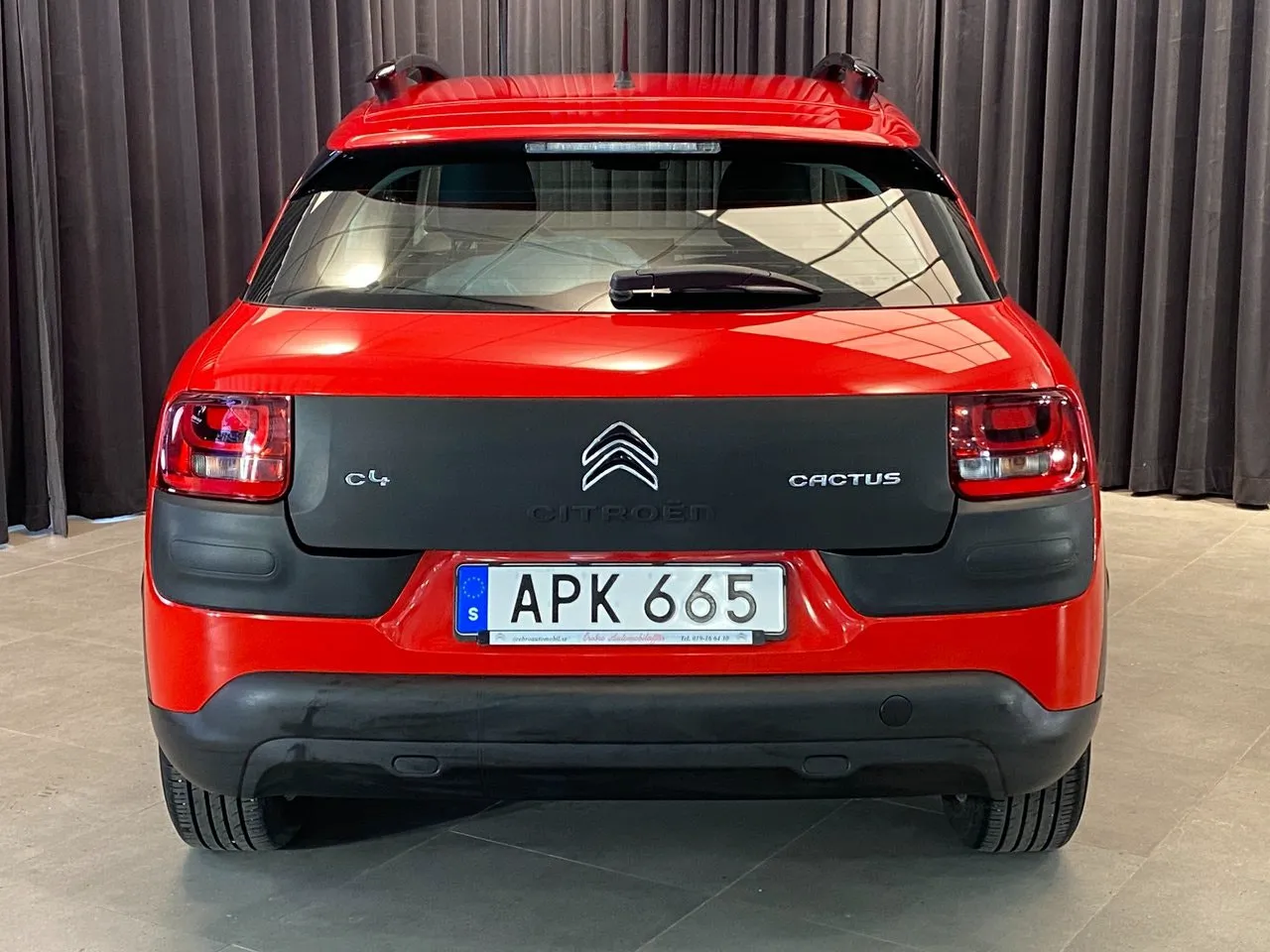 Vehicle image 1