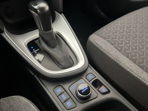 Toyota Yaris Cross bild 21