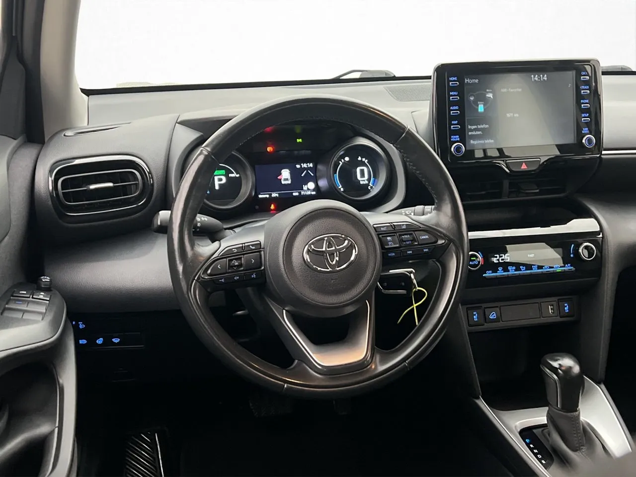 Vehicle image 11