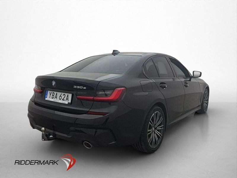BMW 330 bild 8