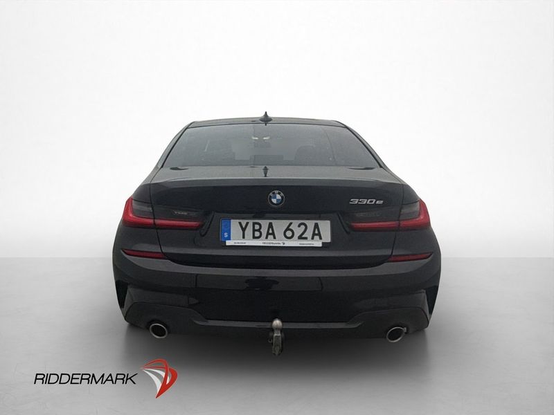 BMW 330 bild 6