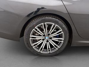BMW 330 bild 30