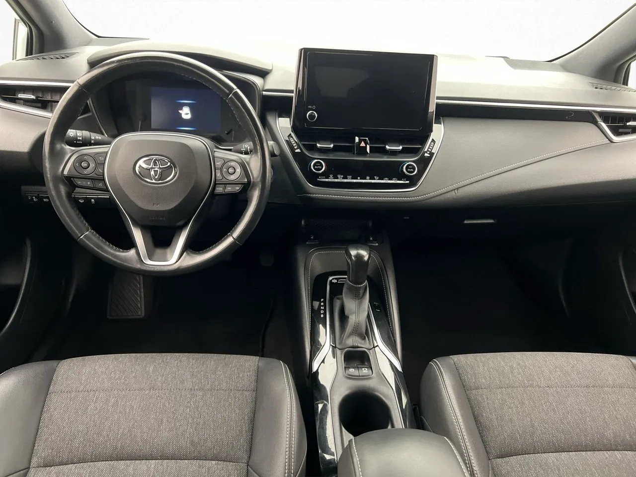 Vehicle image 11