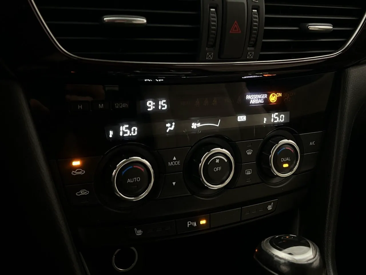 Vehicle image 26