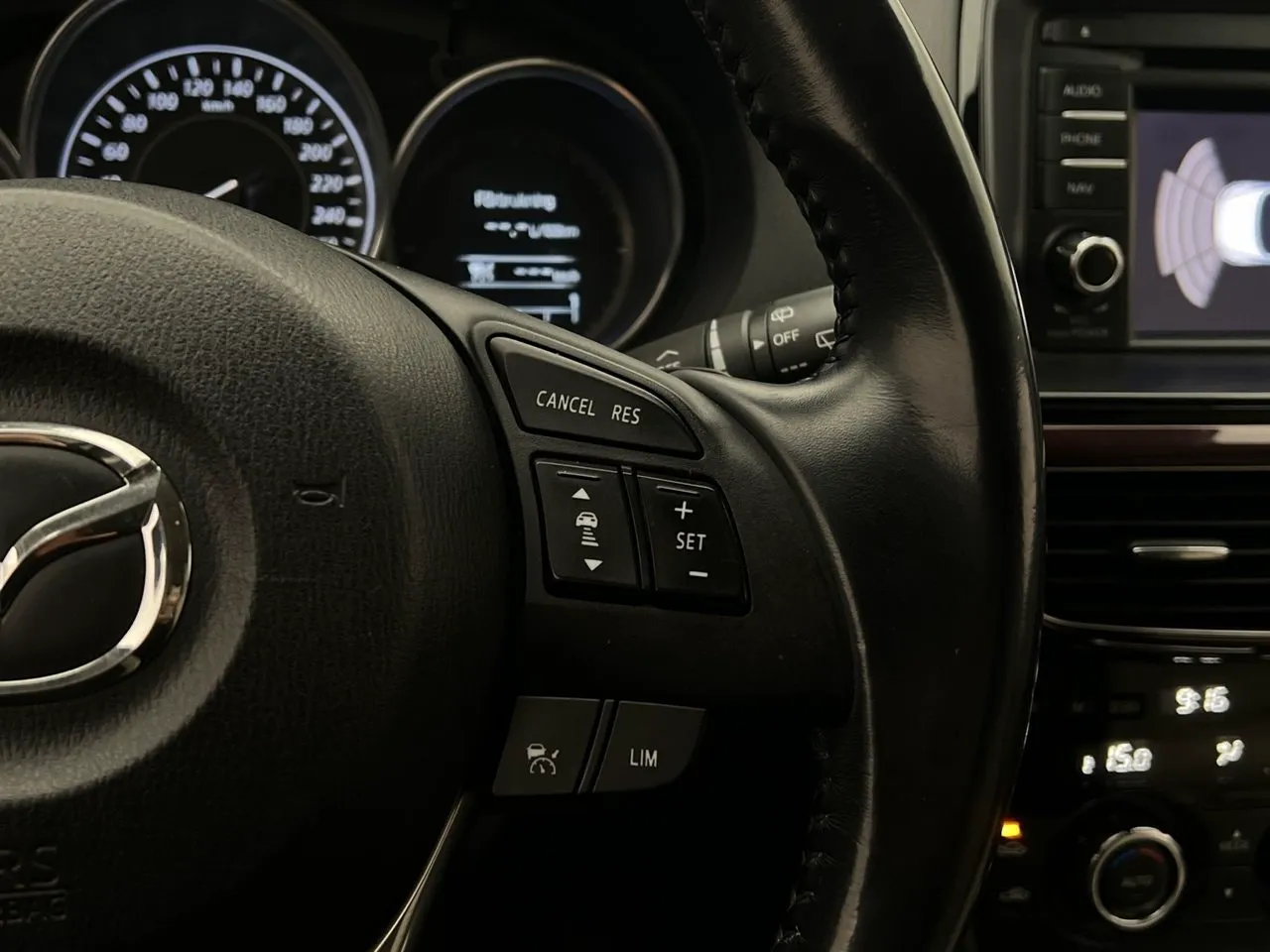 Vehicle image 22