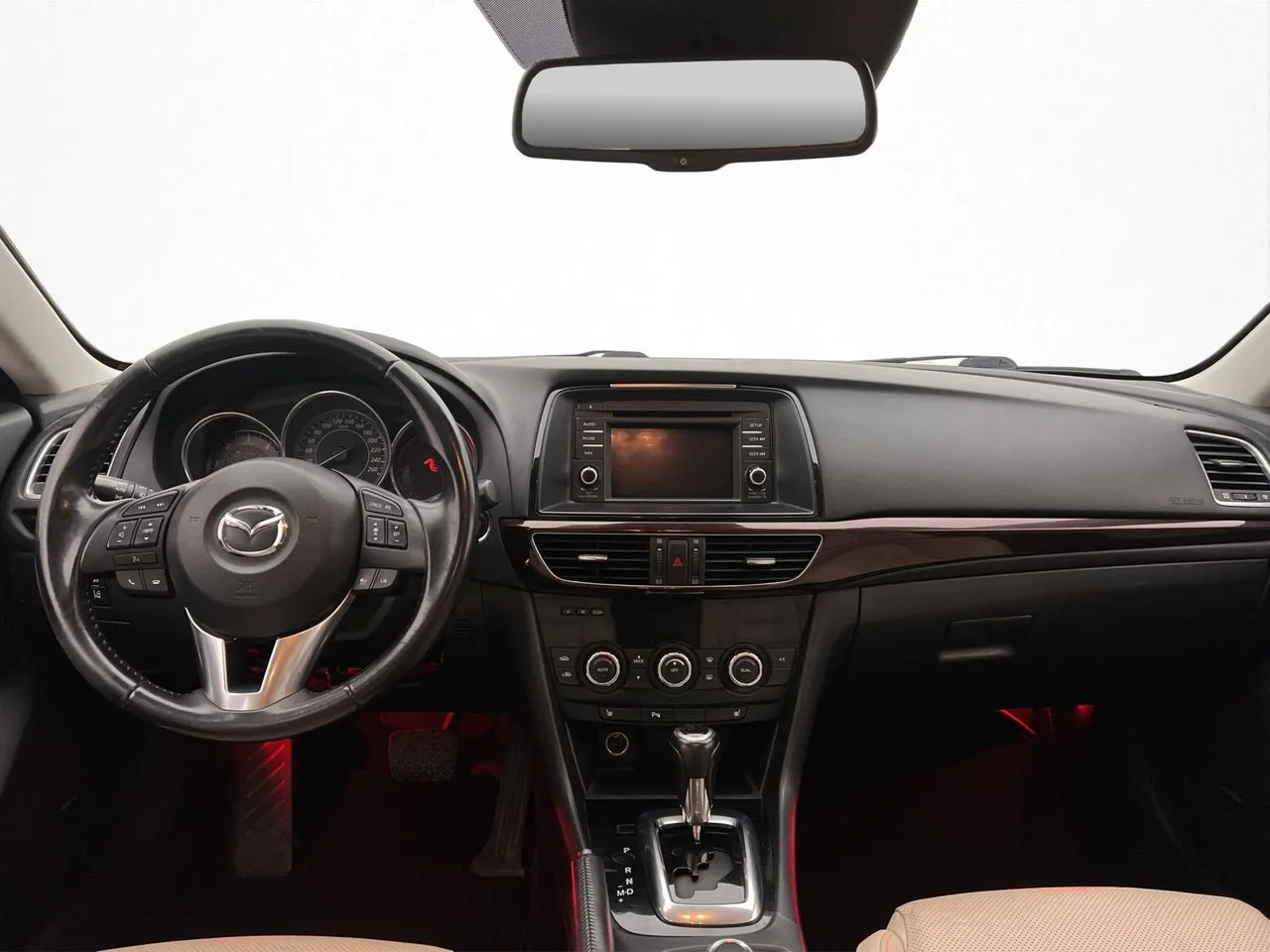 Vehicle image 14