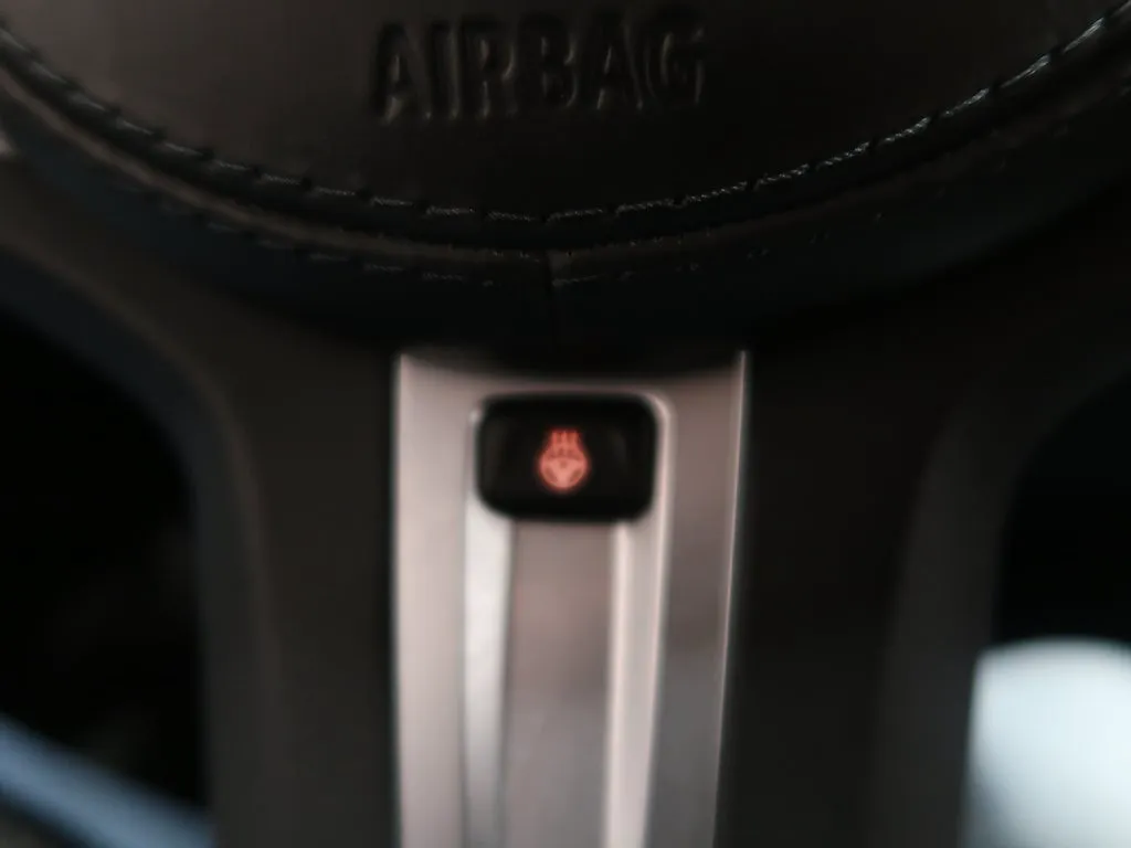 Vehicle image 39