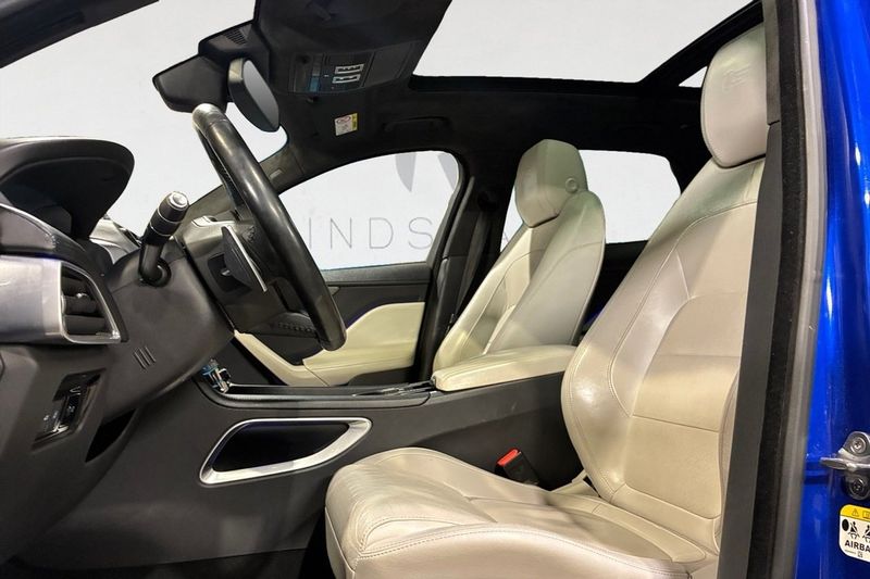 Jaguar F-Pace bild 3