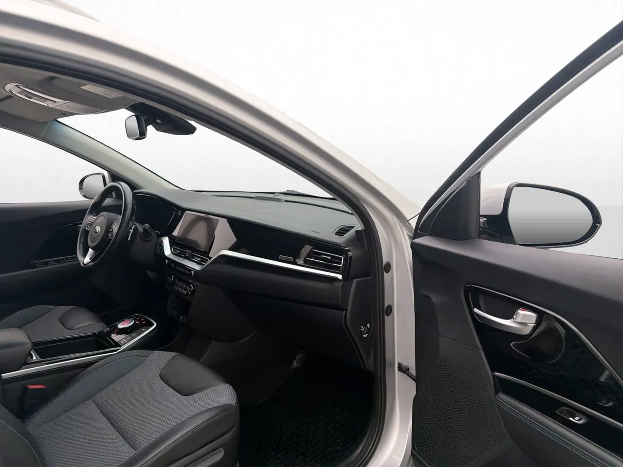 Vehicle image 23