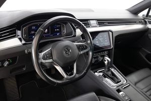 Volkswagen Passat bild 18
