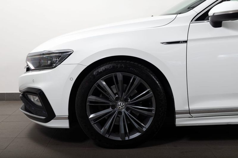 Volkswagen Passat bild 4