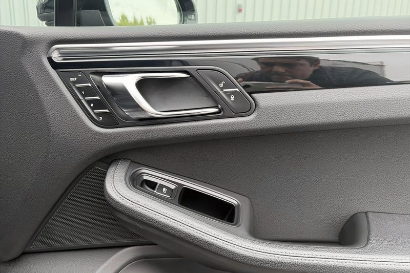 Porsche Macan bild 22