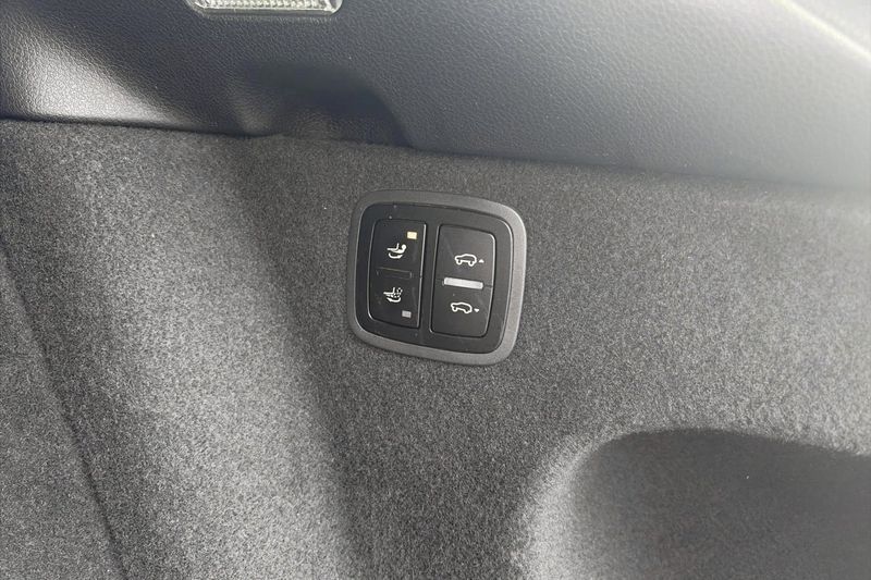Porsche Macan bild 25