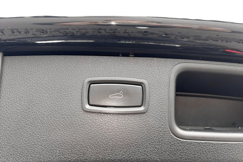 Porsche Macan bild 26