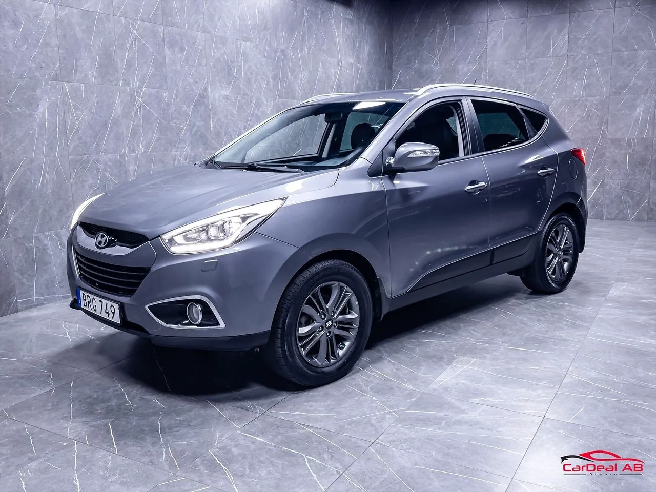 Vehicle image 2
