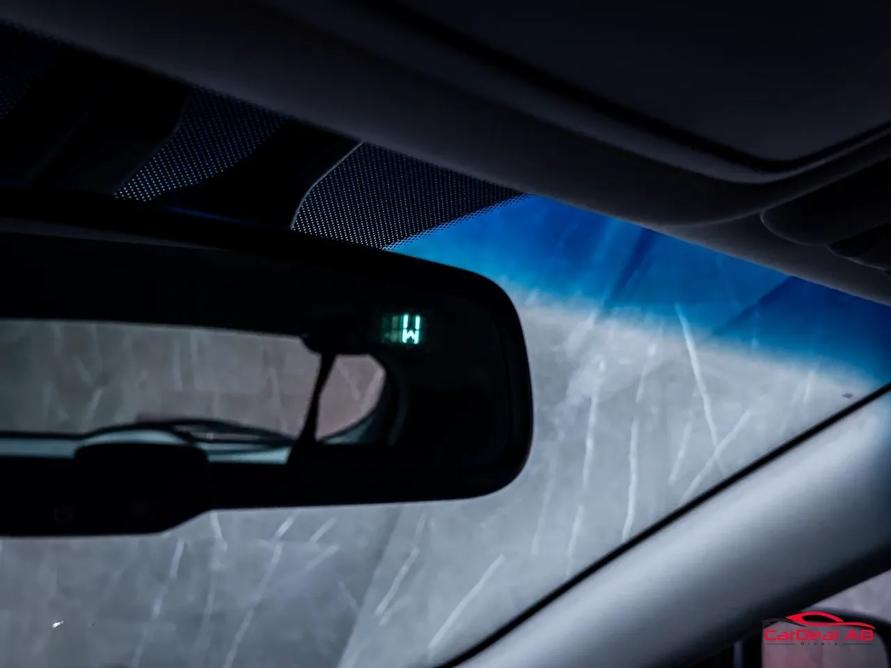 Vehicle image 30