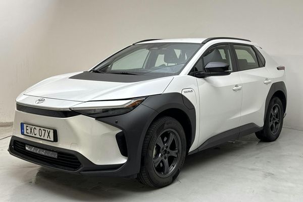 Toyota bZ4X AWD (218hk) - 2023