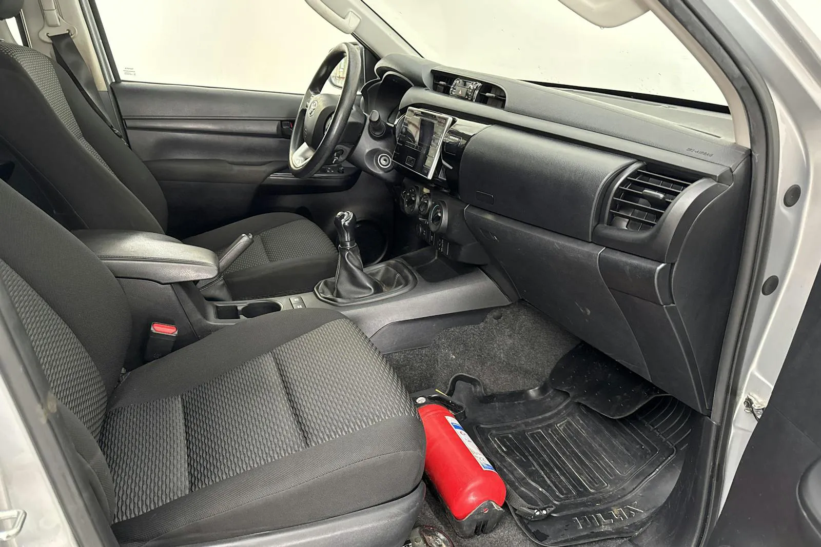 Vehicle image 6