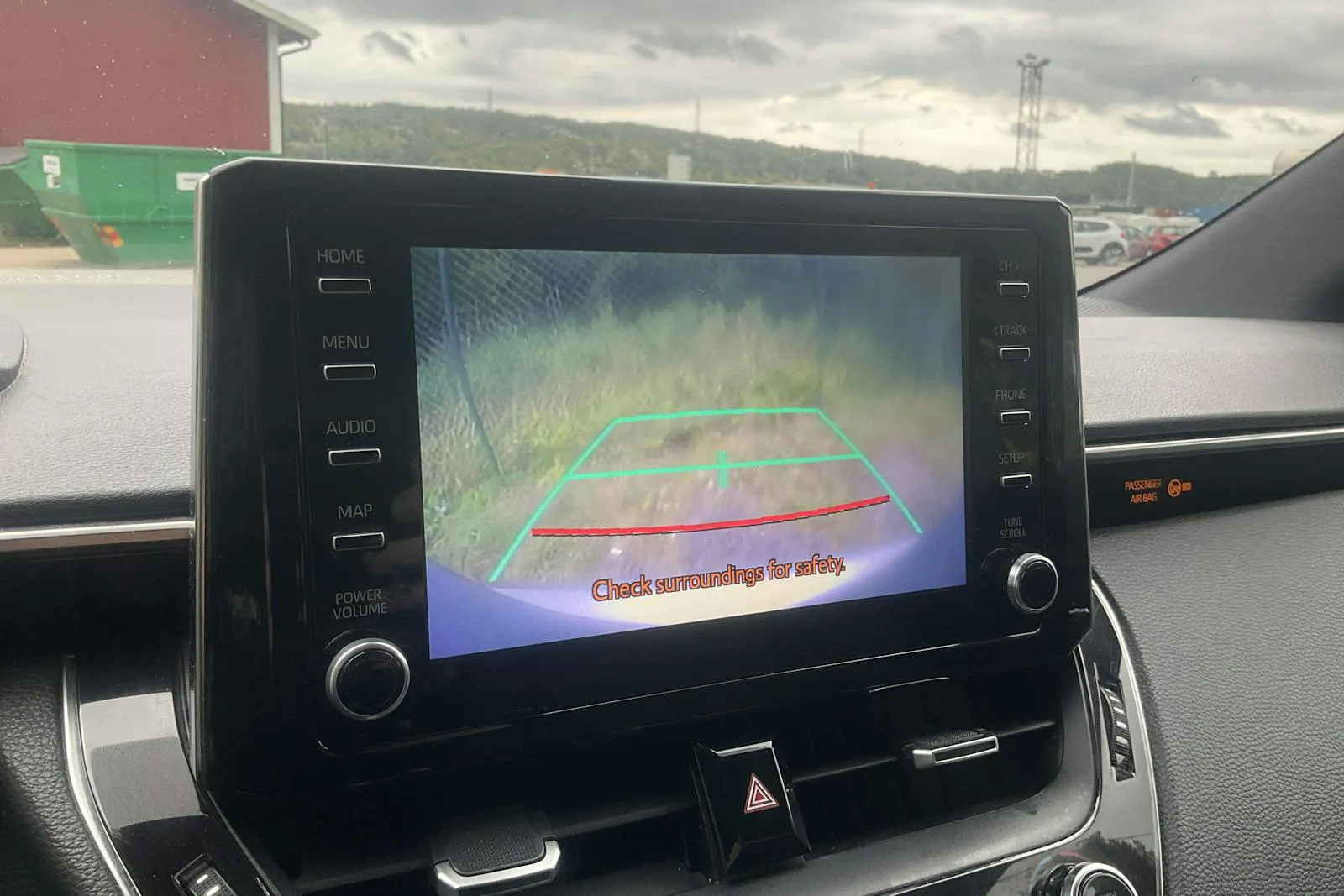 Vehicle image 10
