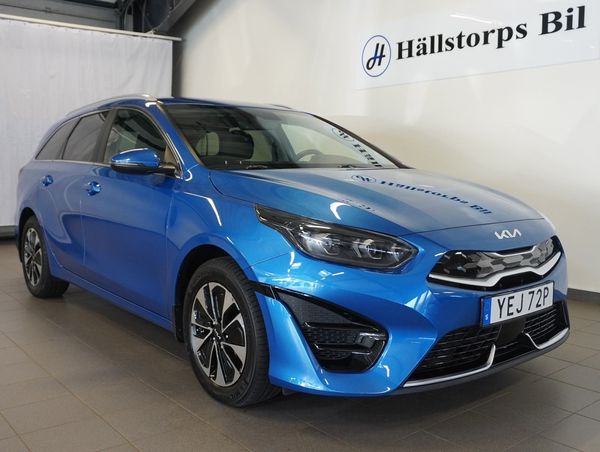 Kia Cee´d Plug-in Hybrid Advance/AUTO/AVTAGBAR DRAG/BACKKAMERA - 2023