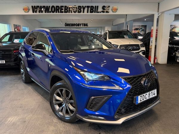Lexus NX 300h AWD 2.5 AWD E-CVT F Sport Gps M-värmare B-kamera - 2018