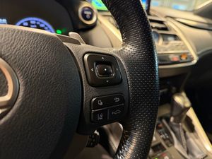 Lexus NX bild 18