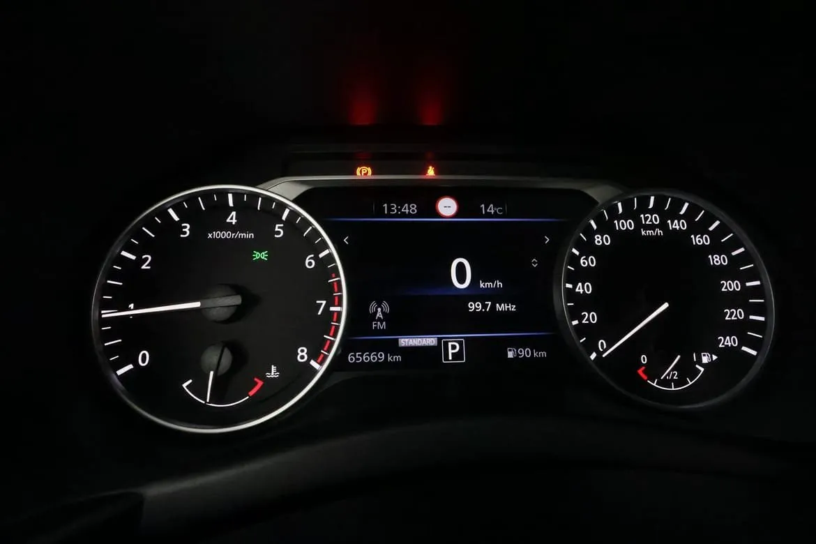 Vehicle image 21