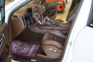 Porsche Cayenne bild 9