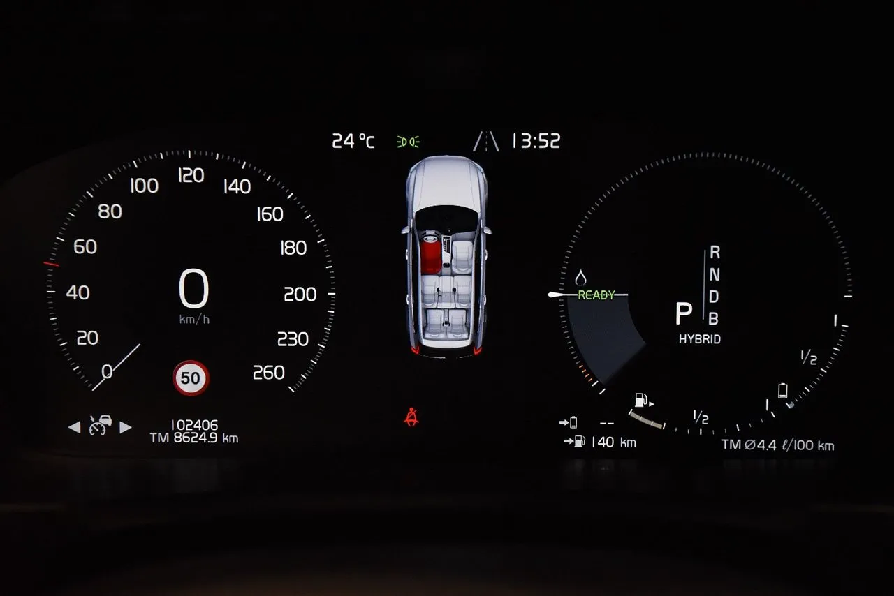 Vehicle image 25