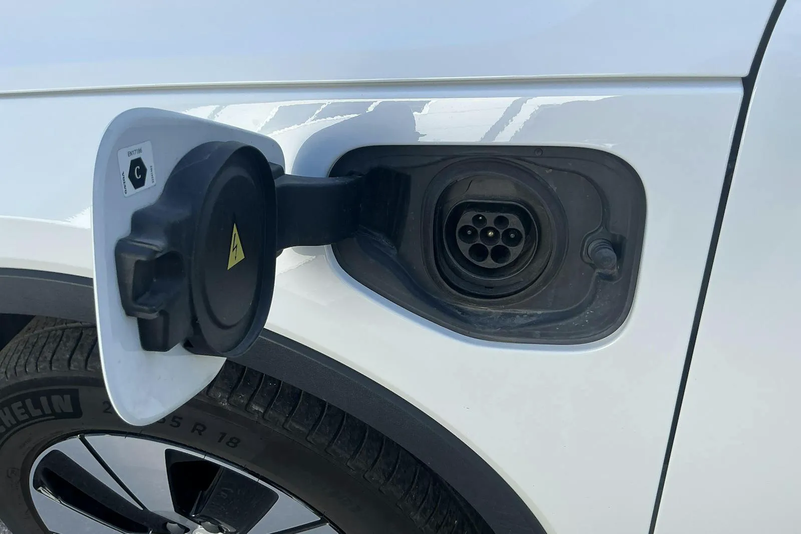 Vehicle image 18