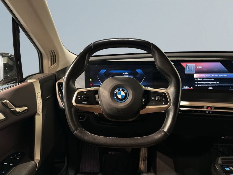 BMW iX bild 9