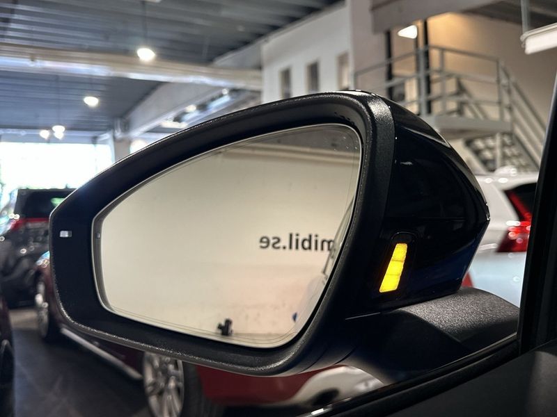 Skoda Enyaq bild 21