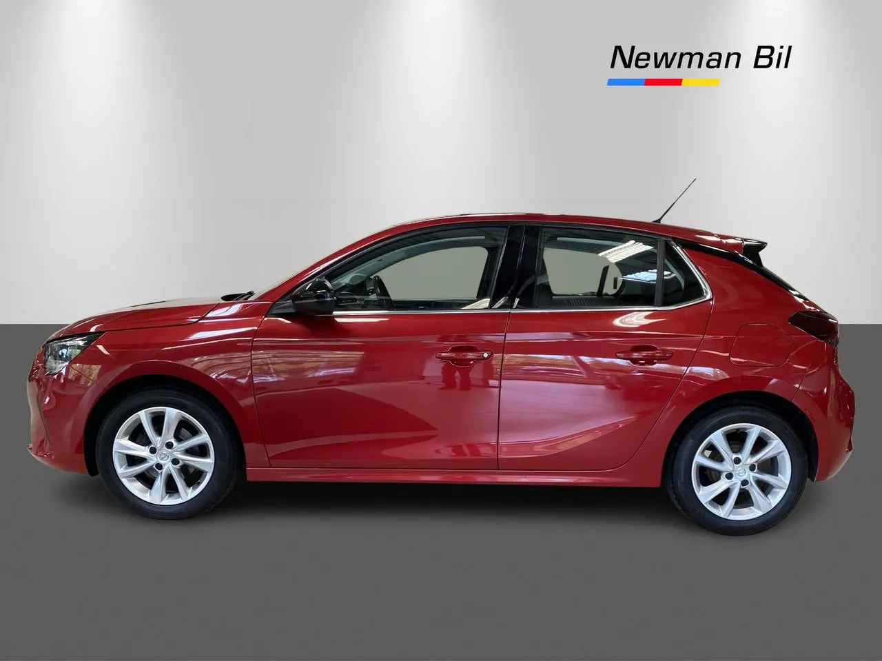 Vehicle image 3