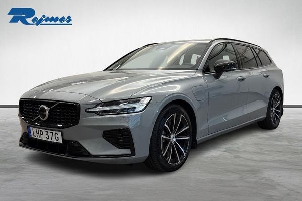 Volvo V60 T6 Plus Dark Nordic Edition / Drag / 360 Kamera / HK - 2025