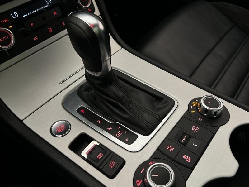 Volkswagen Touareg bild 24